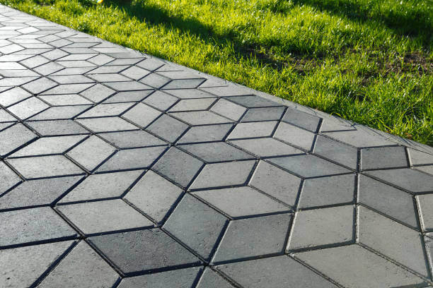 Best Residential Driveway Paver Services  in Baxter Estates, NY