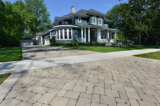 Best Driveway Paving Contractor  in Baxter Estates, NY